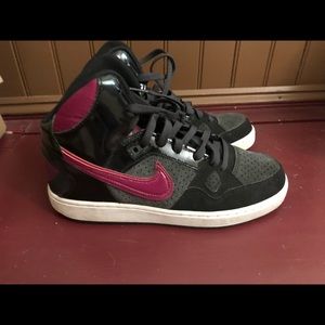 Nike women’s high tops
